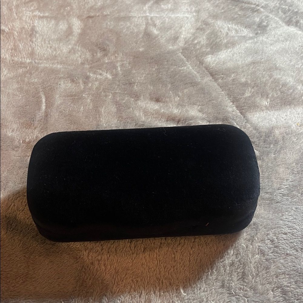 Gucci Black Velvet Eyeglass Case